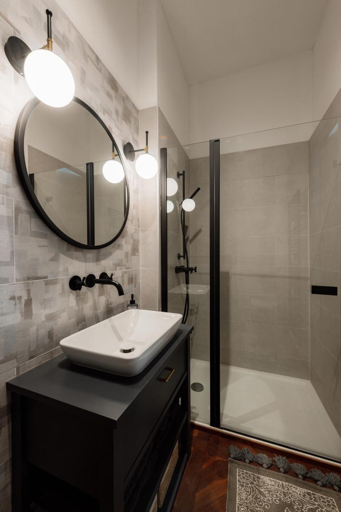 Main Square Apartments & Rooms Maribor Bagian luar foto