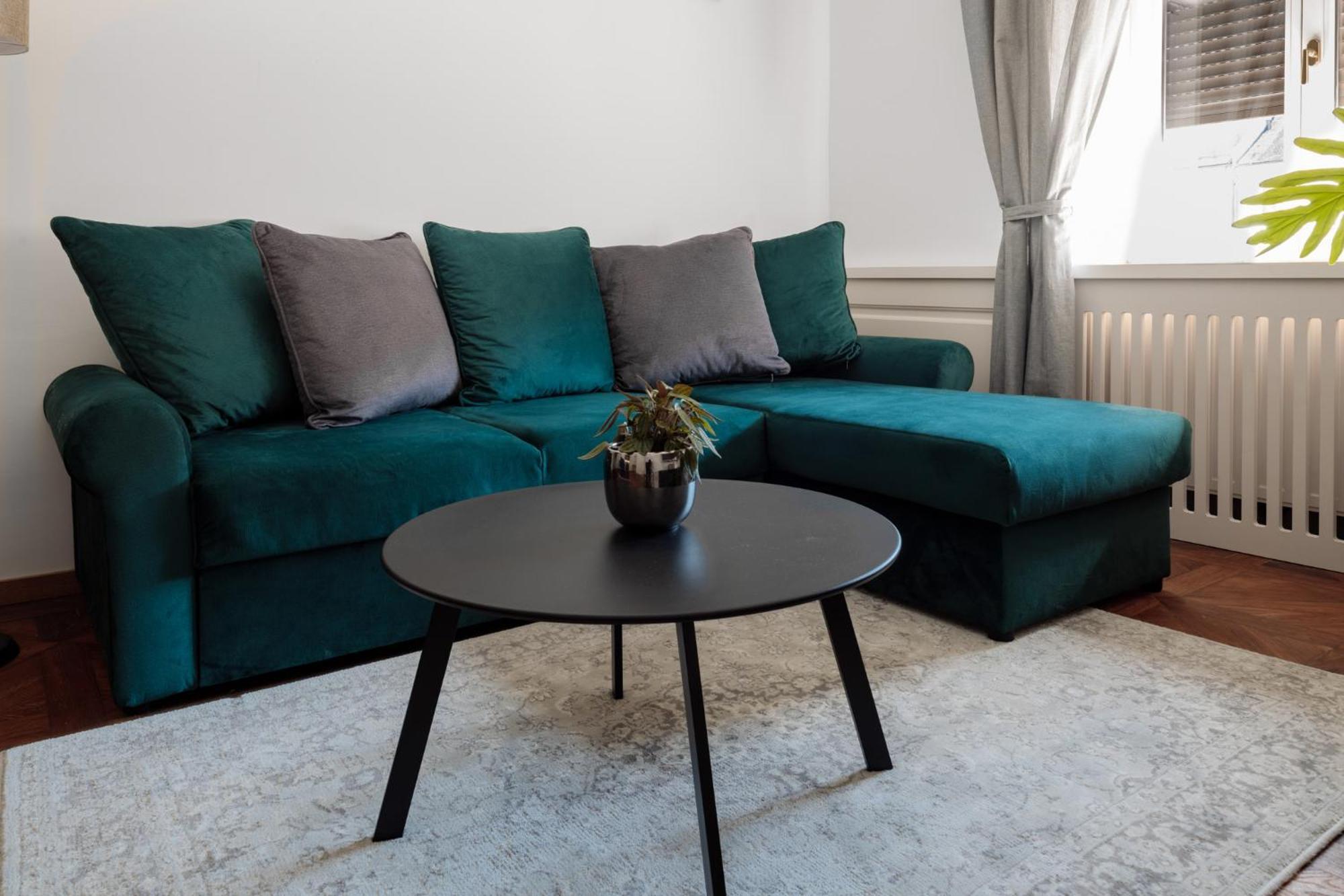 Main Square Apartments & Rooms Maribor Bagian luar foto
